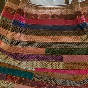 Leather handbag w/bonus coin purse